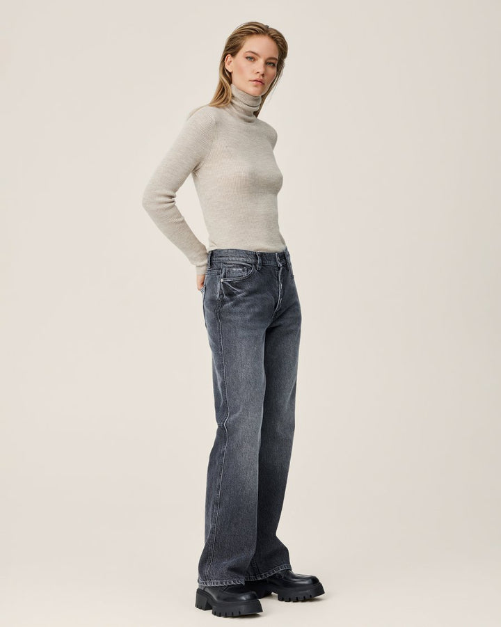 Umi Ada Straight Jeans