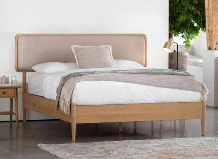 Hatfield Bed (2 Sizes)